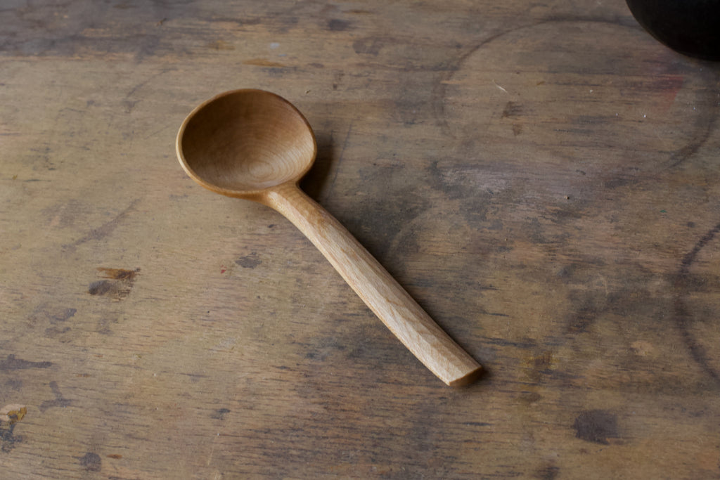 Pebbly Eating Spoon in Maple